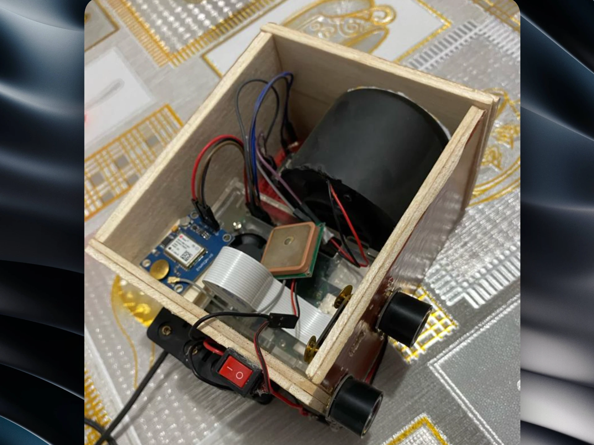 Electronic and IoT components used to build the VIDDS prototype